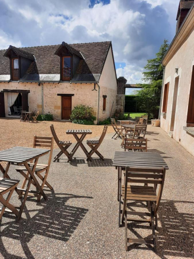 La Maison Genevier - Chambre Doreline Montreuil-en-Touraine Εξωτερικό φωτογραφία